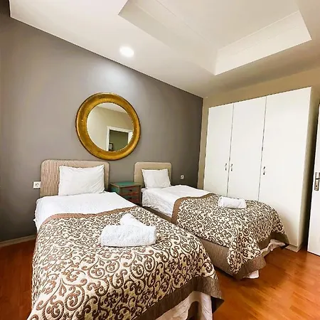 Apartment Lamartin